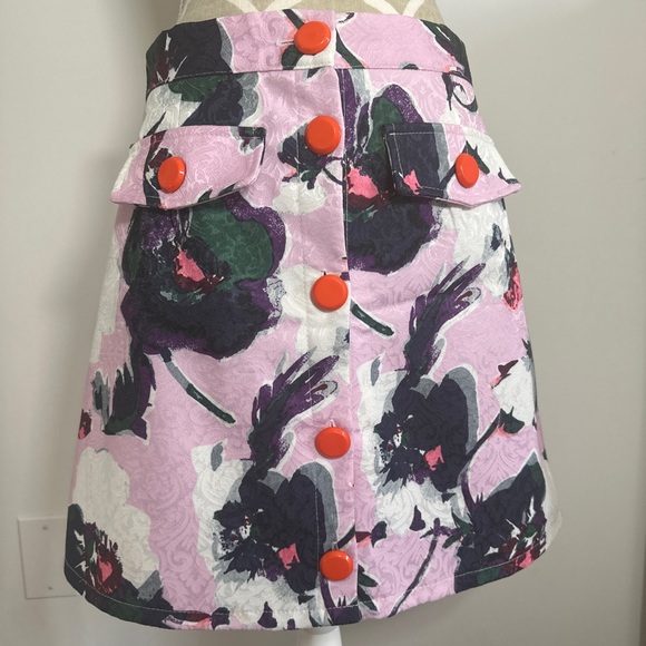 lili sidonio Dresses & Skirts - Amazing brand new quality mini skirt with gorgeous floral print